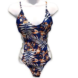 NEW Shein floral one piece swimsuit. Chains in saucy  side detail. Size S small.